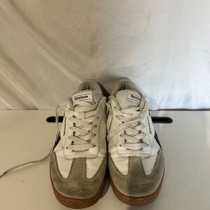 Ladies Reebok Galaxy 8